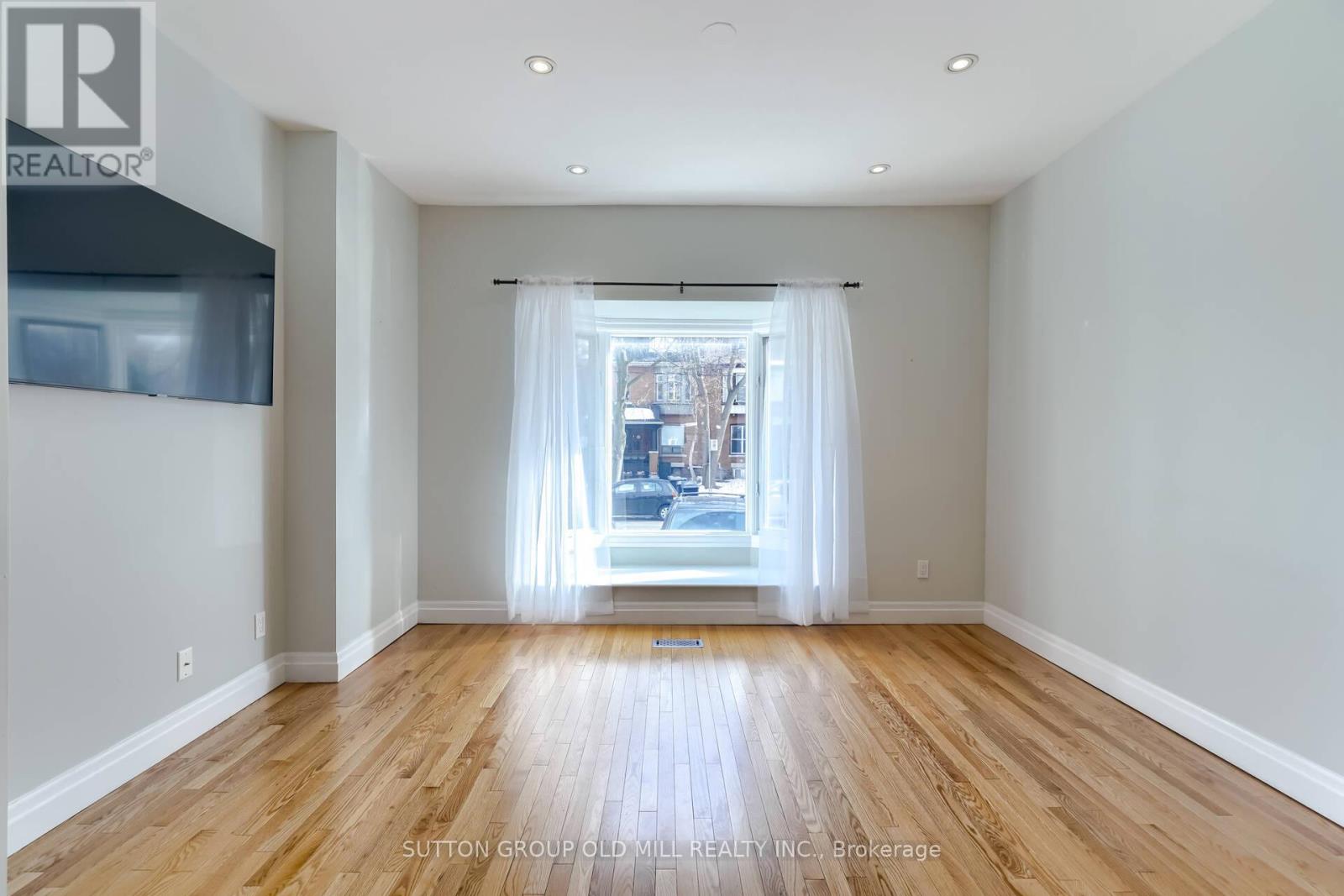 1 - 180 Madison Avenue, Toronto, Ontario  M5R 2S5 - Photo 11 - C12477665