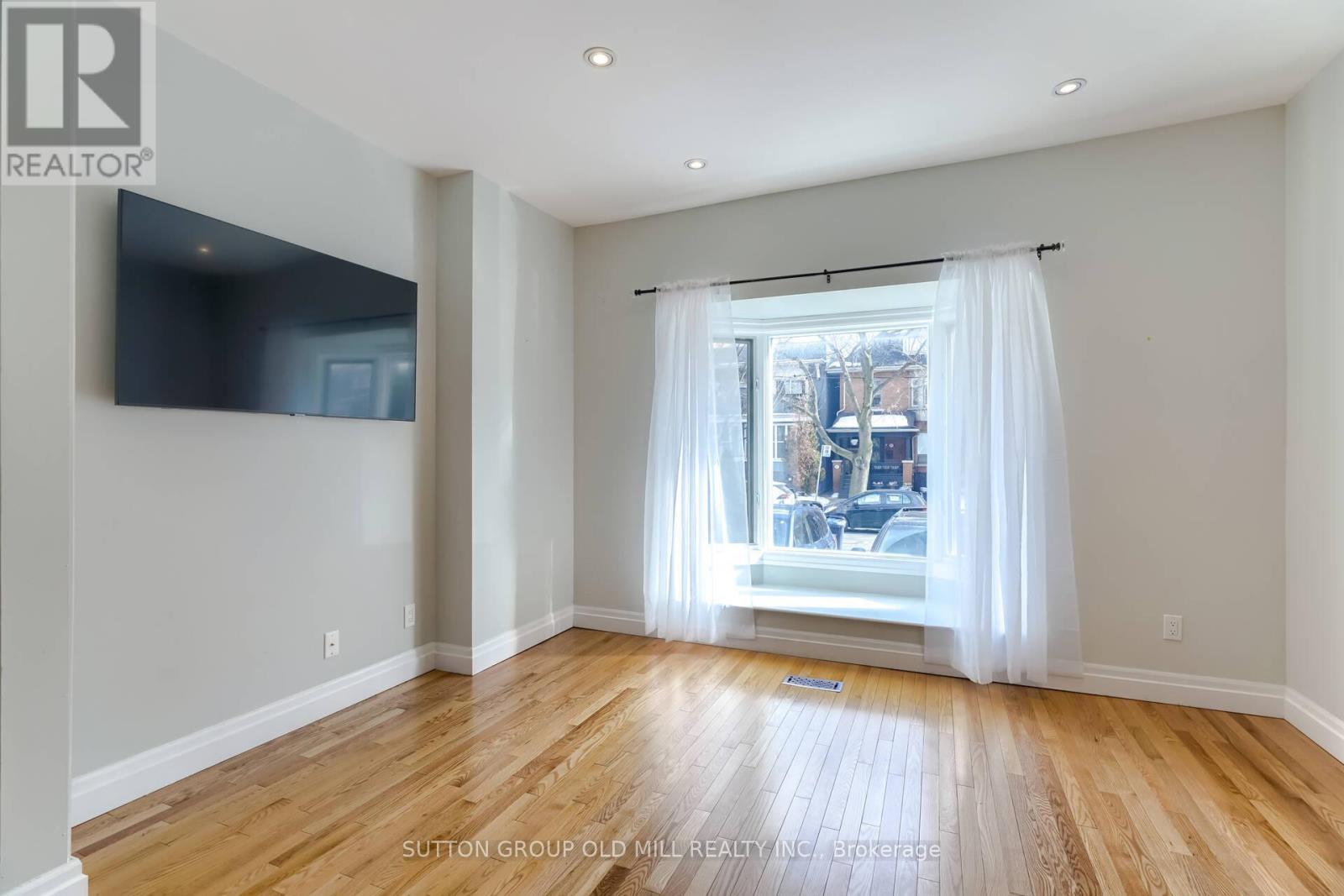 1 - 180 Madison Avenue, Toronto, Ontario  M5R 2S5 - Photo 13 - C12477665