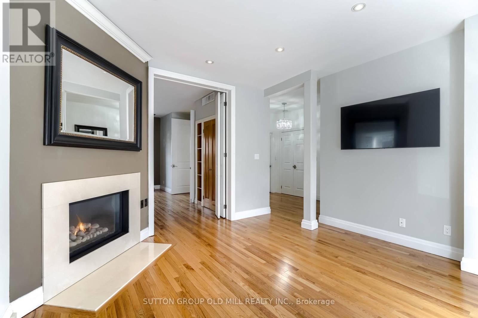 1 - 180 Madison Avenue, Toronto, Ontario  M5R 2S5 - Photo 14 - C12477665
