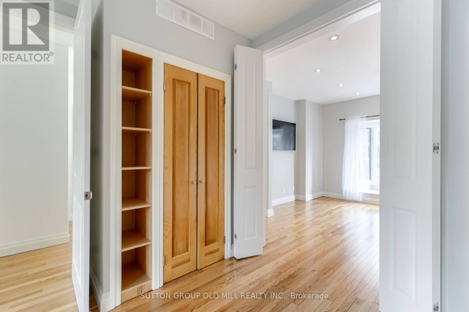 1 - 180 Madison Avenue, Toronto, Ontario  M5R 2S5 - Photo 28 - C12477665