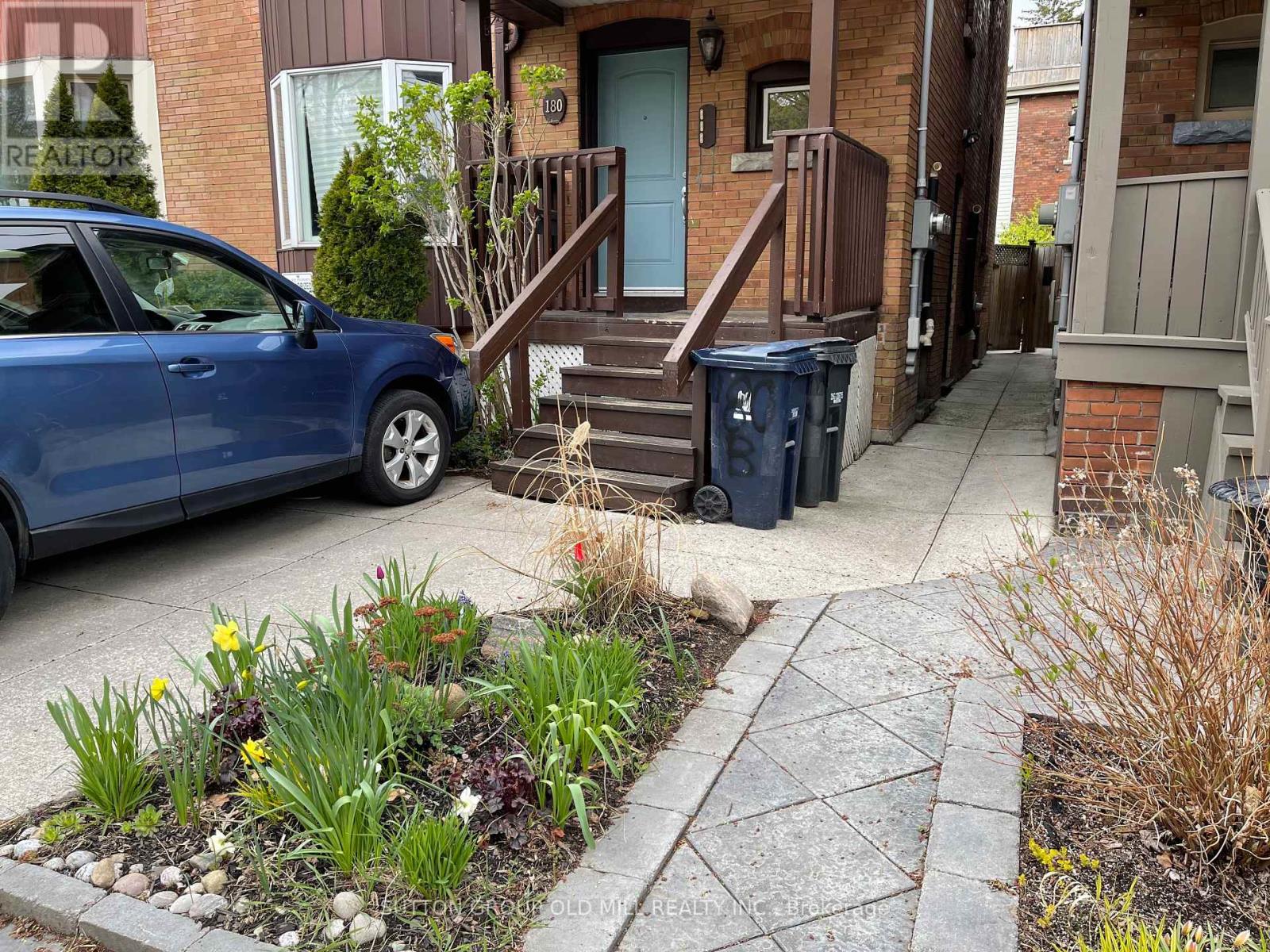1 - 180 Madison Avenue, Toronto, Ontario  M5R 2S5 - Photo 3 - C12477665