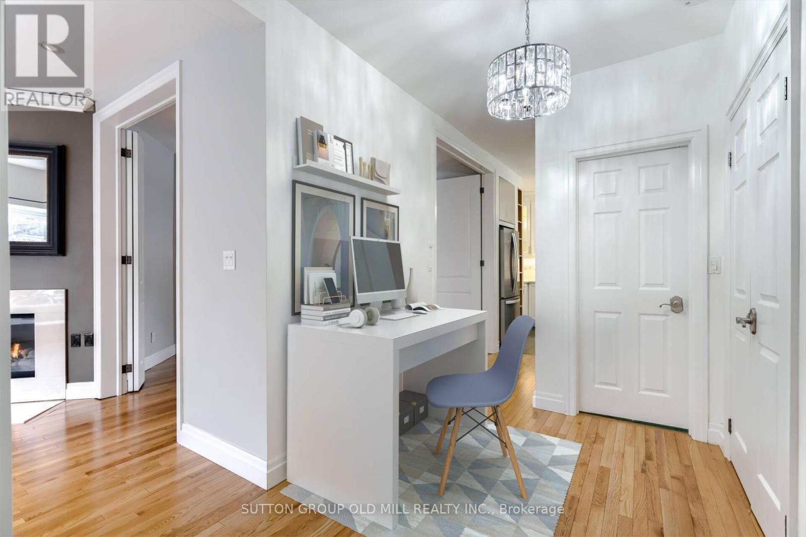 1 - 180 Madison Avenue, Toronto, Ontario  M5R 2S5 - Photo 7 - C12477665