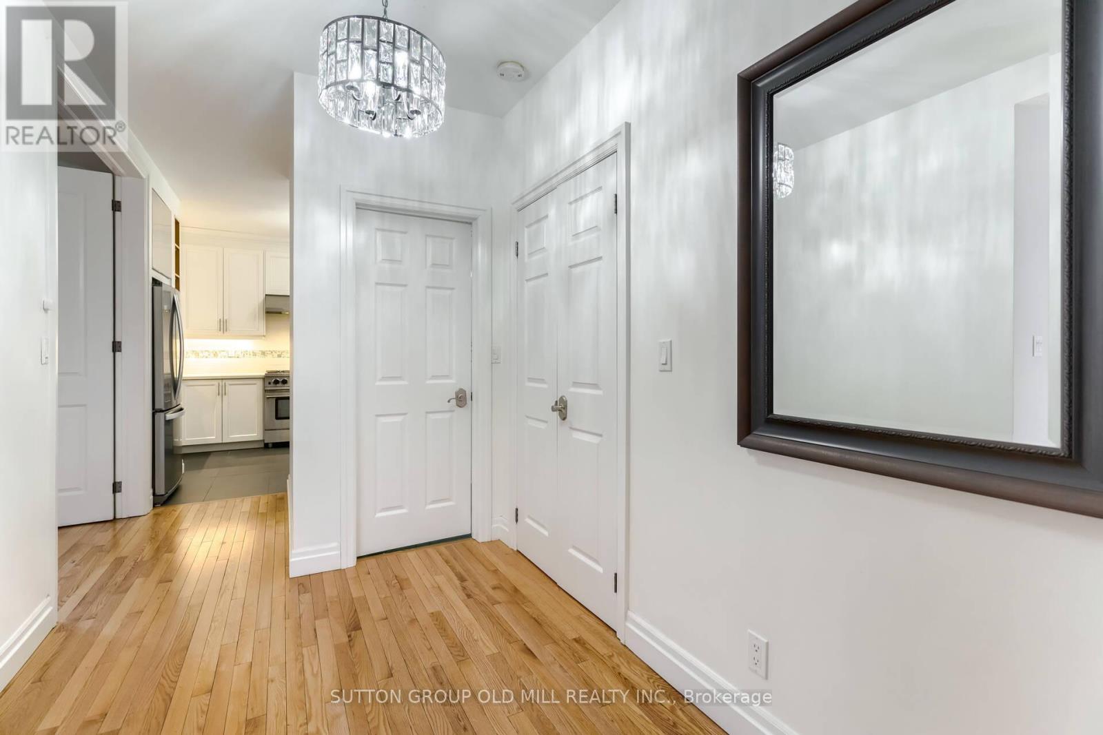 1 - 180 Madison Avenue, Toronto, Ontario  M5R 2S5 - Photo 8 - C12477665