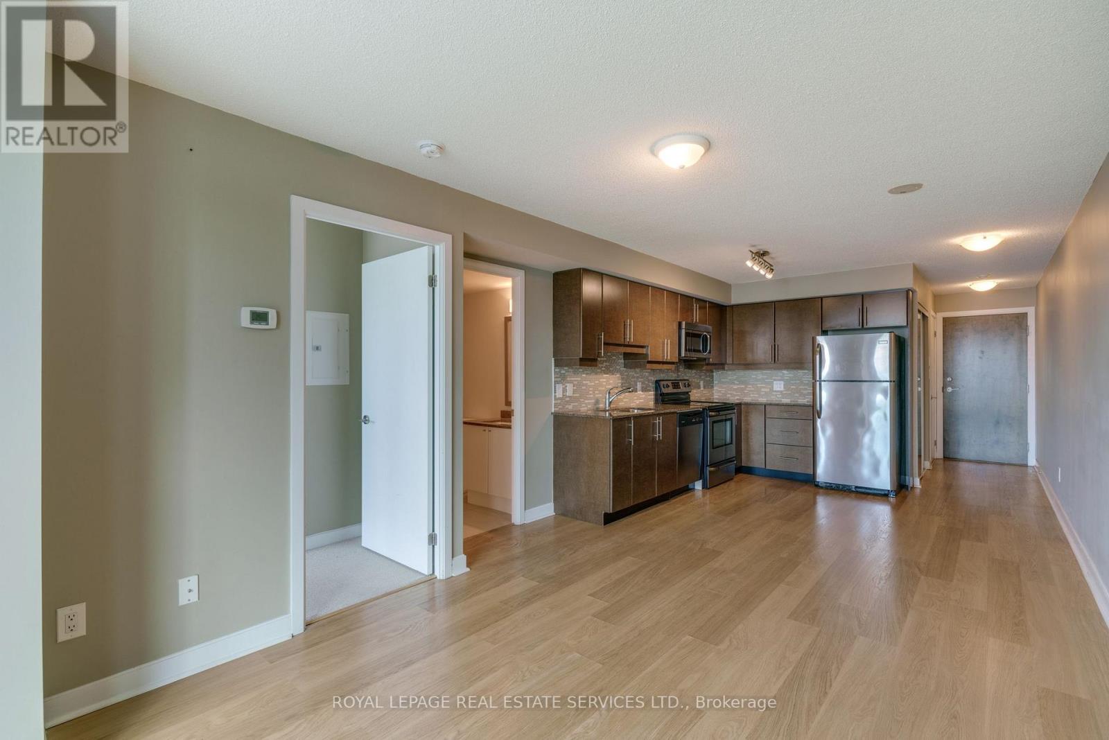 2011 - 33 Bay Street, Toronto, Ontario  M5J 2Z3 - Photo 24 - C12477680