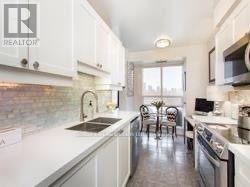 608 - 1801 Bayview Avenue, Toronto, Ontario  M4G 4K2 - Photo 10 - C12477685