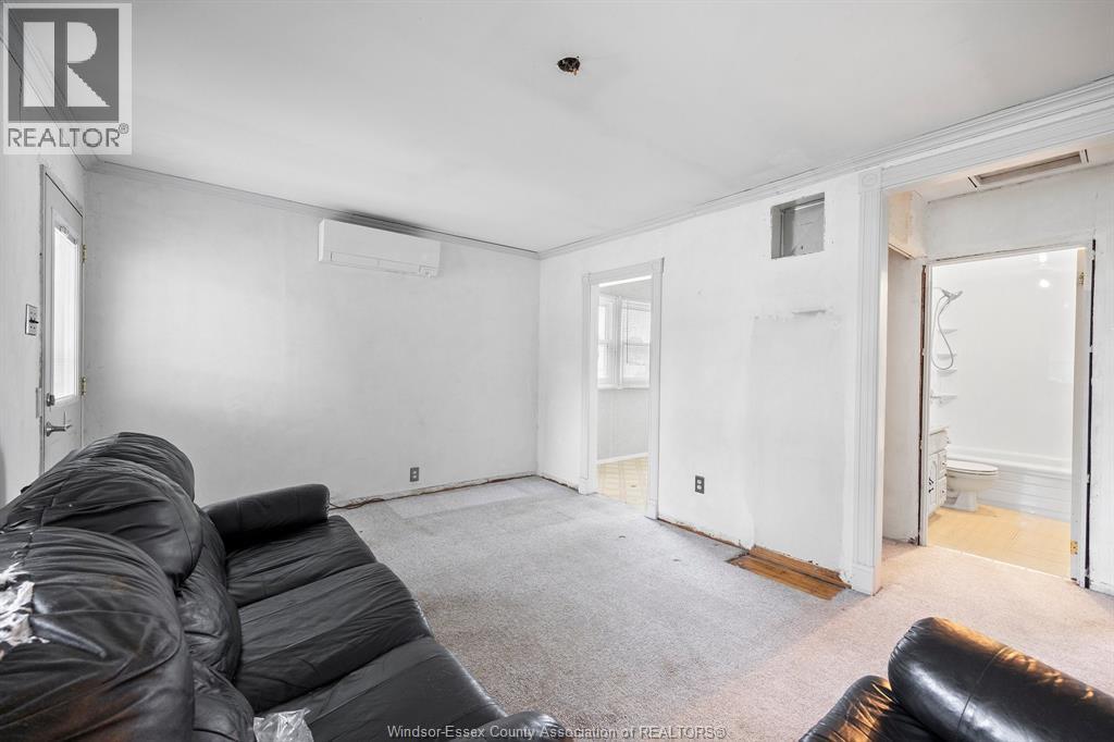 1164 Partington, Windsor, Ontario  N9B 2P4 - Photo 8 - 25026849