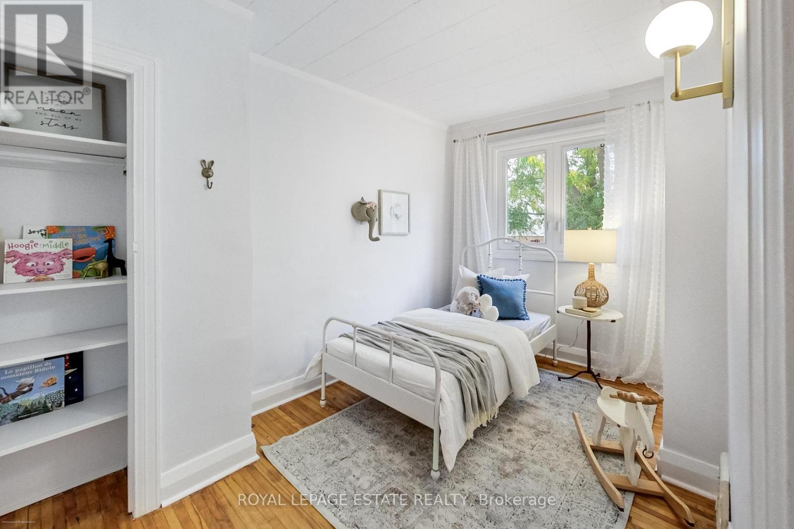 83 Bastedo Avenue, Toronto, Ontario  M4C 3M8 - Photo 15 - E12477660