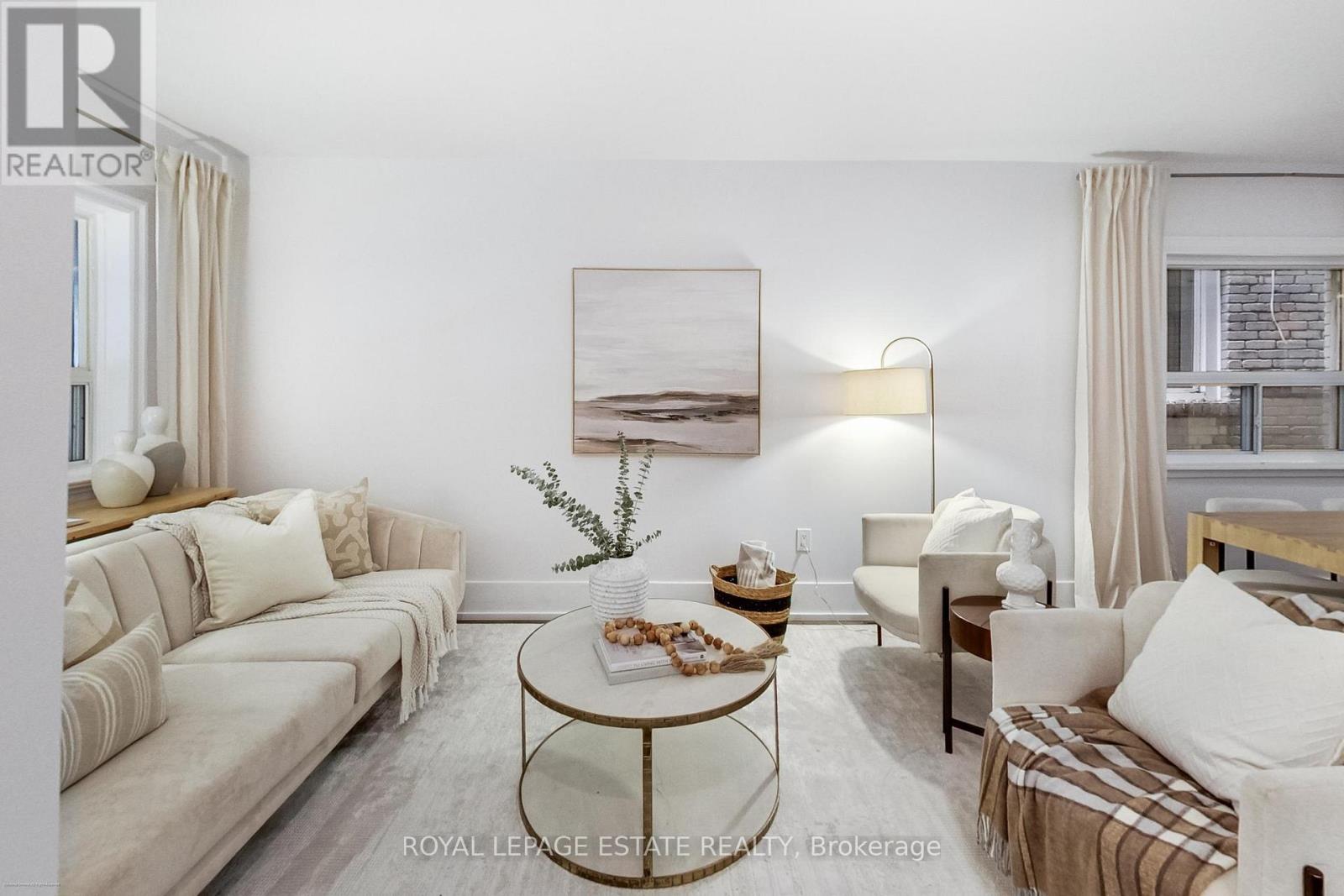 83 Bastedo Avenue, Toronto, Ontario  M4C 3M8 - Photo 7 - E12477660