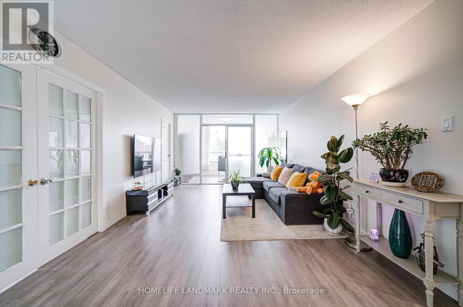 303 - 1 Reidmount Avenue, Toronto, Ontario  M1S 4V3 - Photo 10 - E12477669