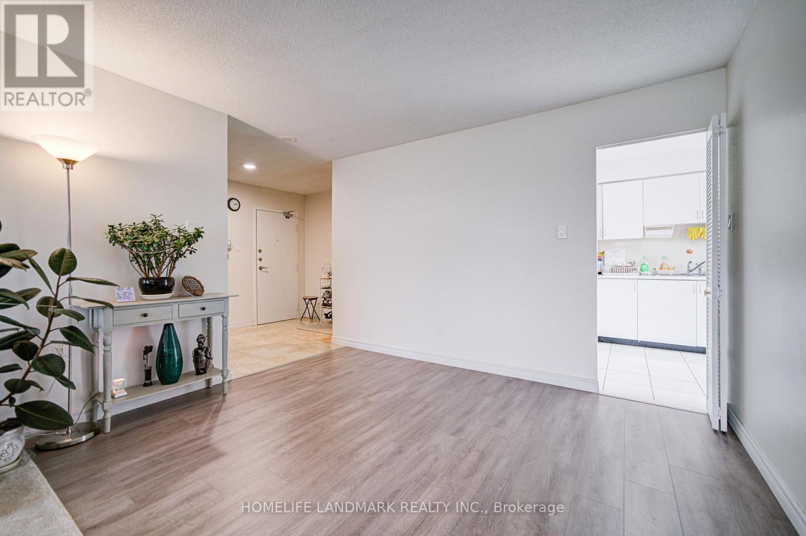 303 - 1 Reidmount Avenue, Toronto, Ontario  M1S 4V3 - Photo 14 - E12477669