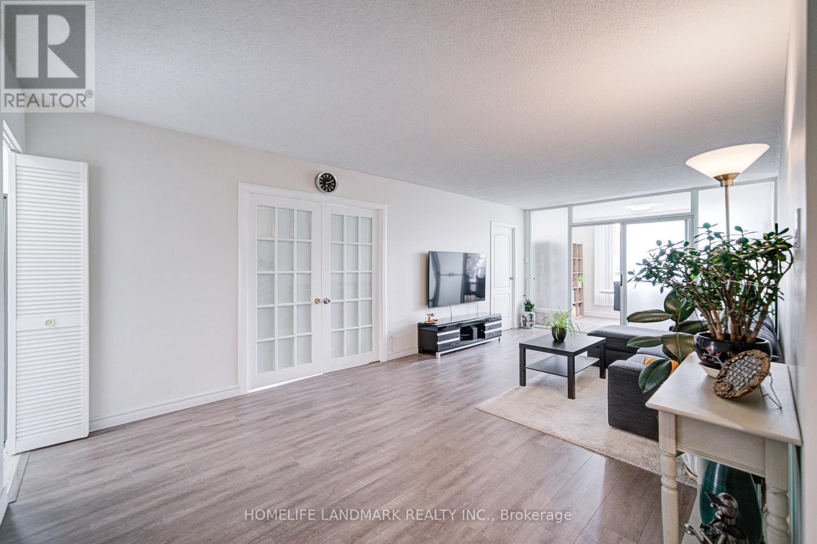 303 - 1 Reidmount Avenue, Toronto, Ontario  M1S 4V3 - Photo 8 - E12477669