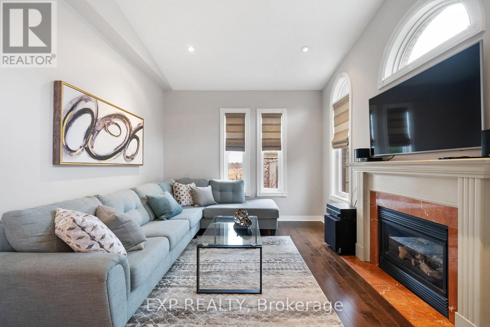 2 Hesham Drive, Whitby (Brooklin), Ontario  L1M 2J9 - Photo 12 - E12477672