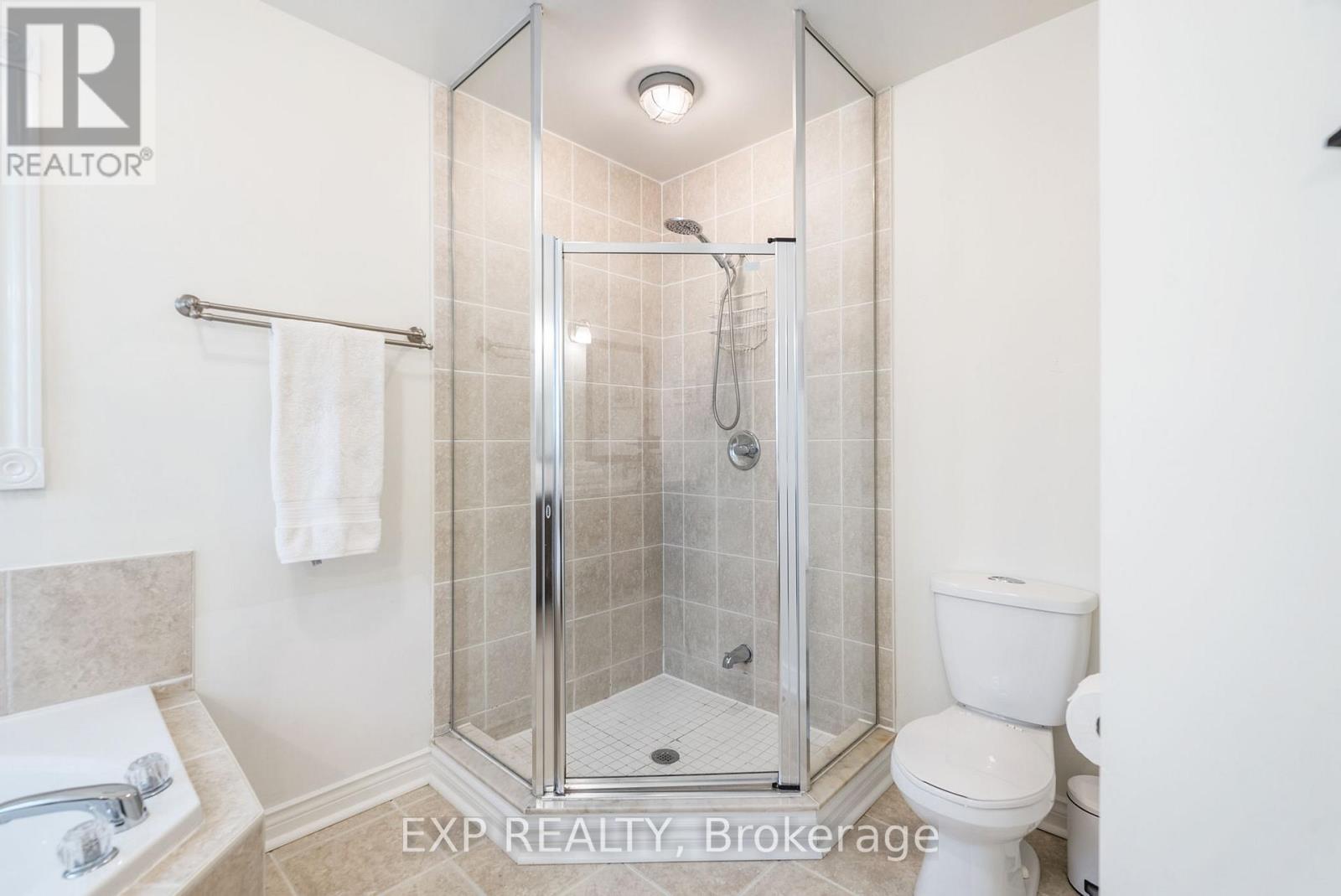 2 Hesham Drive, Whitby (Brooklin), Ontario  L1M 2J9 - Photo 25 - E12477672