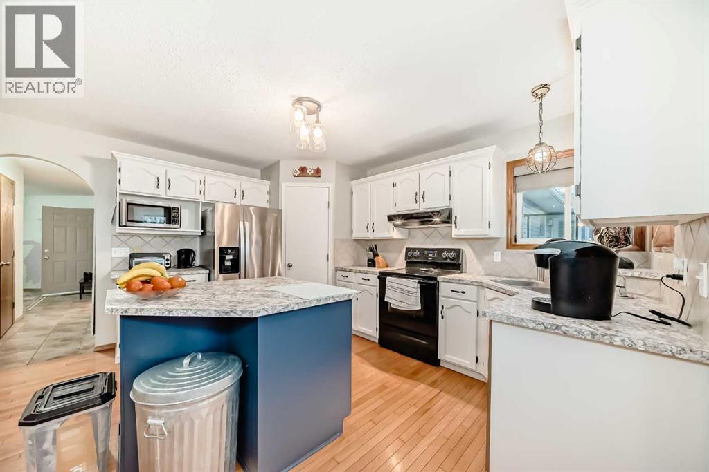 507 Sheep River Close, Okotoks, Alberta  T1S 1S4 - Photo 10 - A2265492