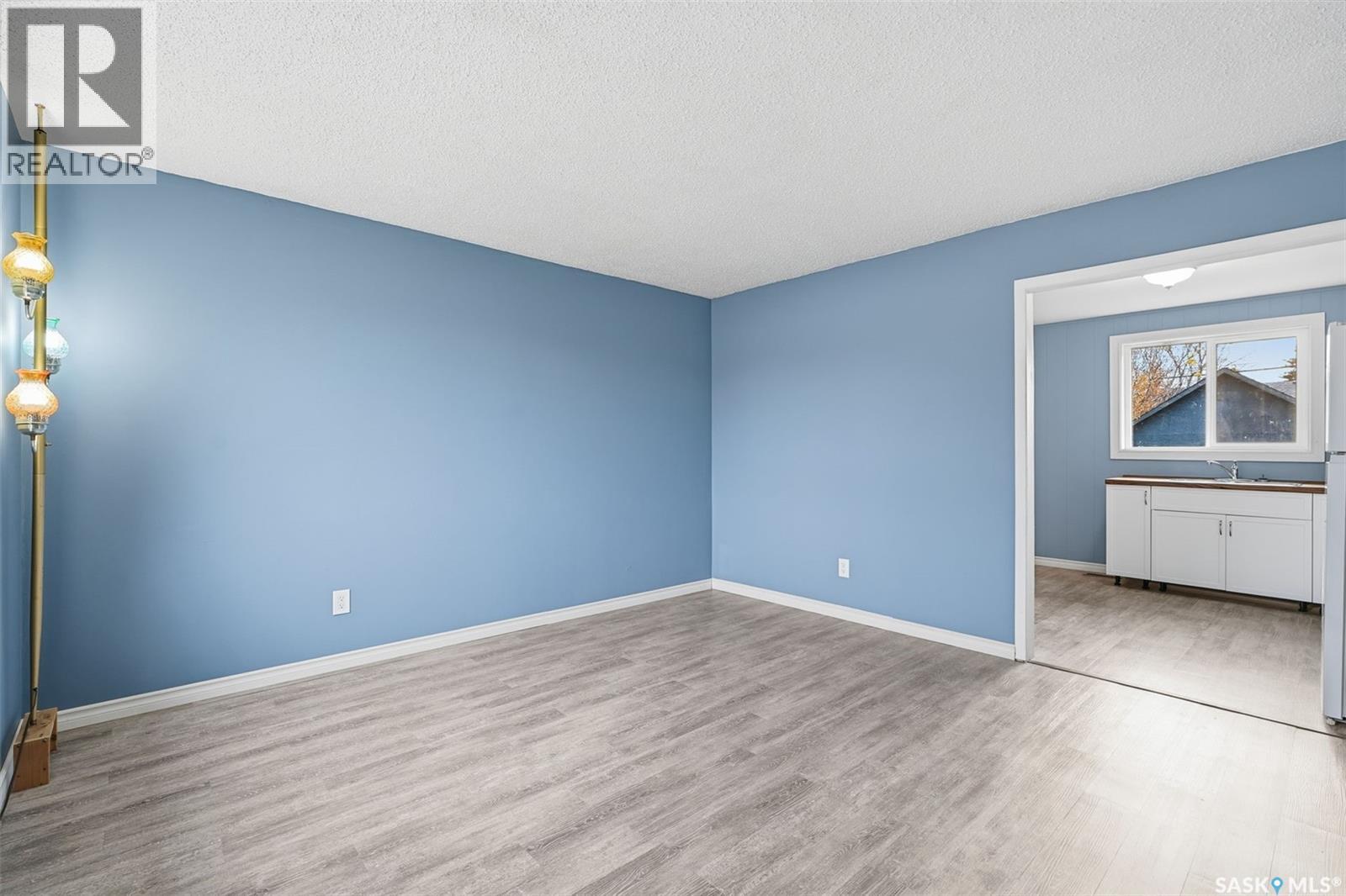 109 Grant Street, Saskatoon, Saskatchewan  S7N 2A2 - Photo 4 - SK021413
