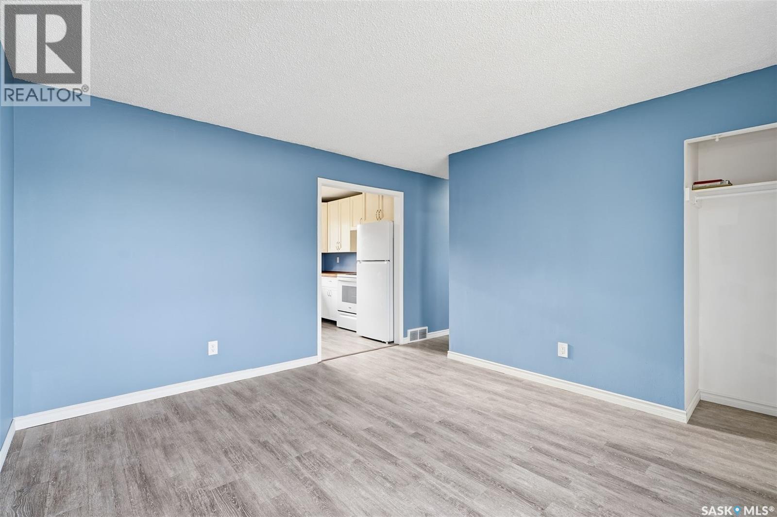 109 Grant Street, Saskatoon, Saskatchewan  S7N 2A2 - Photo 5 - SK021413