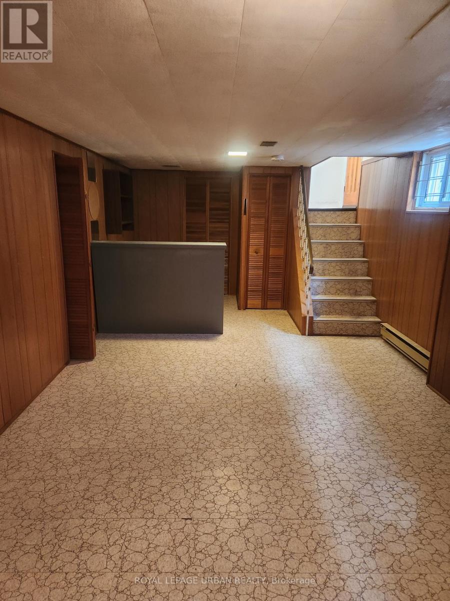 304 Linsmore Crescent, Toronto, Ontario  M4J 4L9 - Photo 16 - E12471161