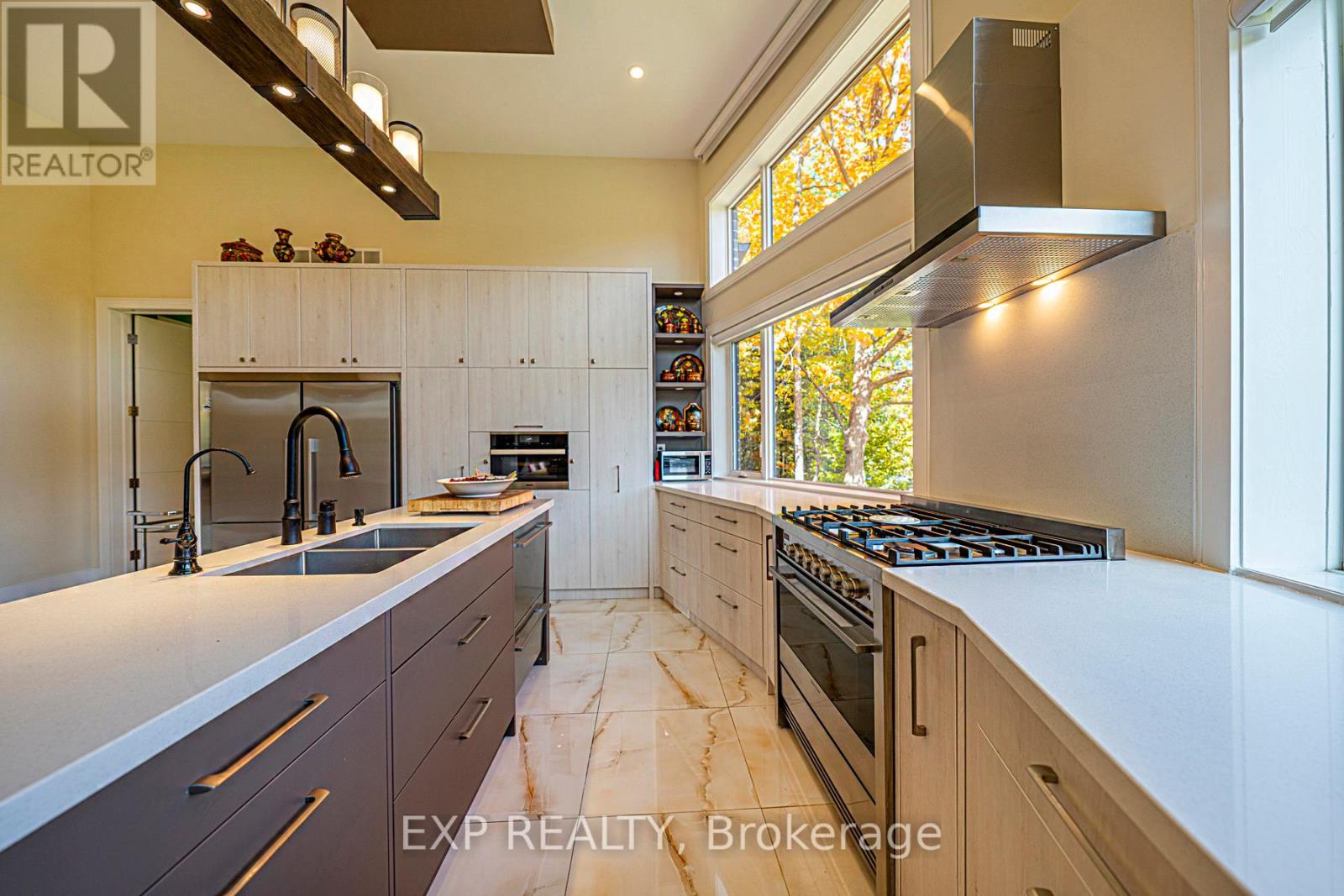 5 Birch Knoll Road, Georgina, Ontario  L0E 1R0 - Photo 16 - N12477637