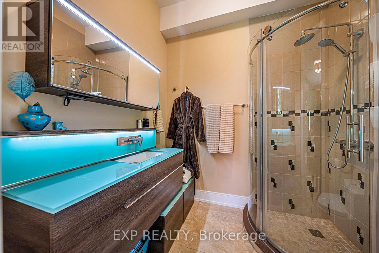 5 Birch Knoll Road, Georgina, Ontario  L0E 1R0 - Photo 25 - N12477637