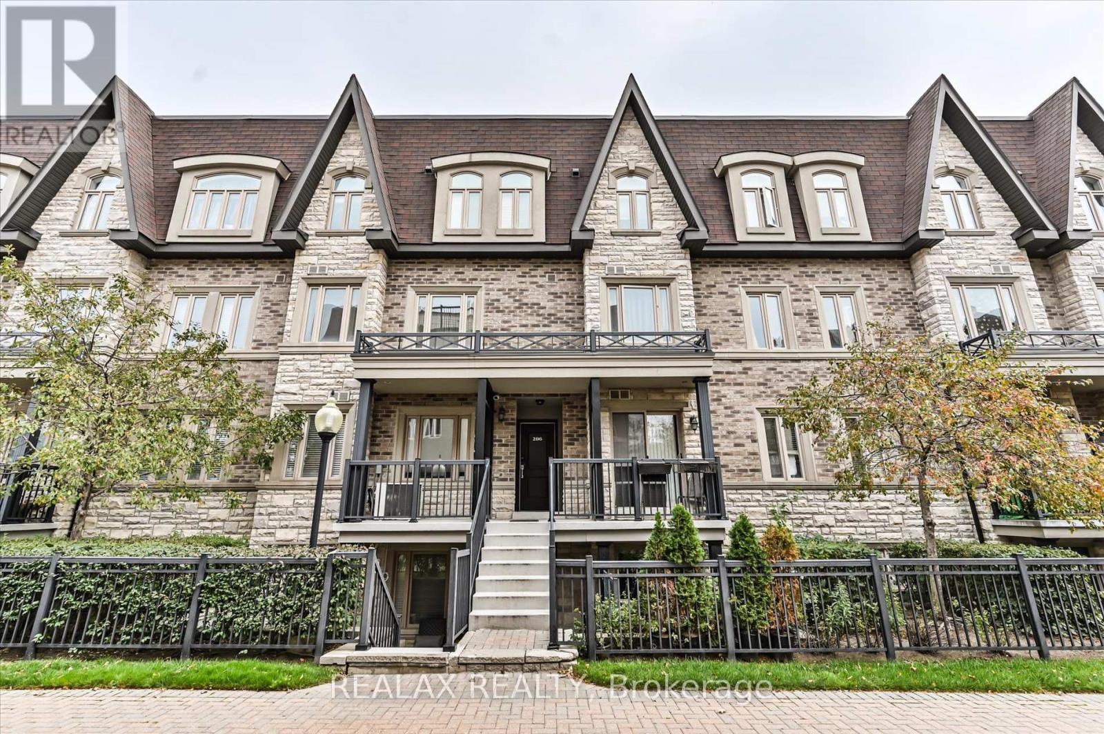 207 - 320 John Street, Markham, Ontario  L3T 0B1 - Photo 3 - N12477654