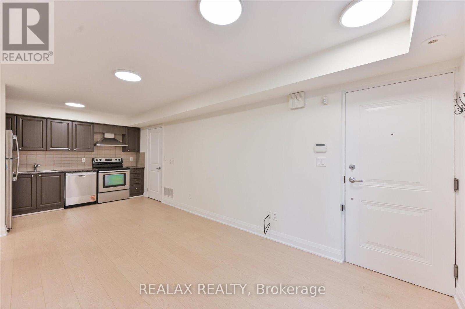 207 - 320 John Street, Markham, Ontario  L3T 0B1 - Photo 8 - N12477654