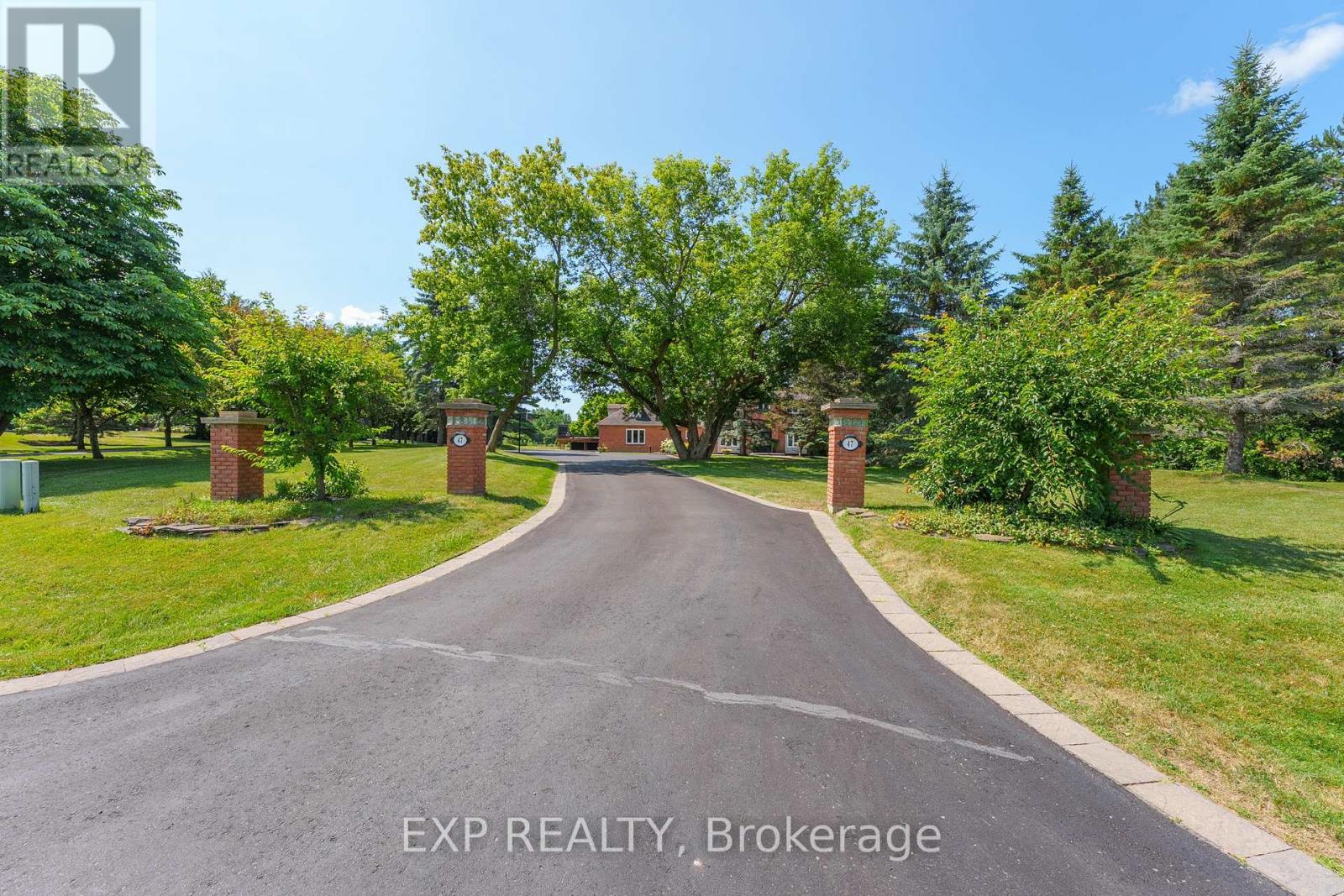 47 Brule Trail, King, Ontario  L7B 0C7 - Photo 3 - N12477661
