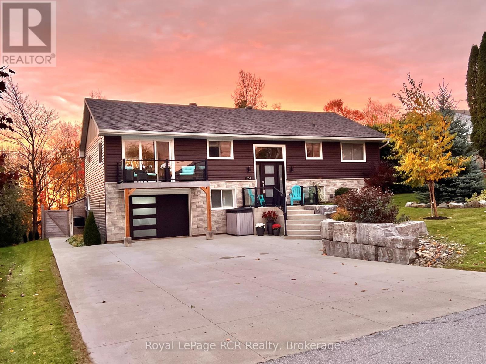 251 PEARSON STREET, Meaford, Ontario