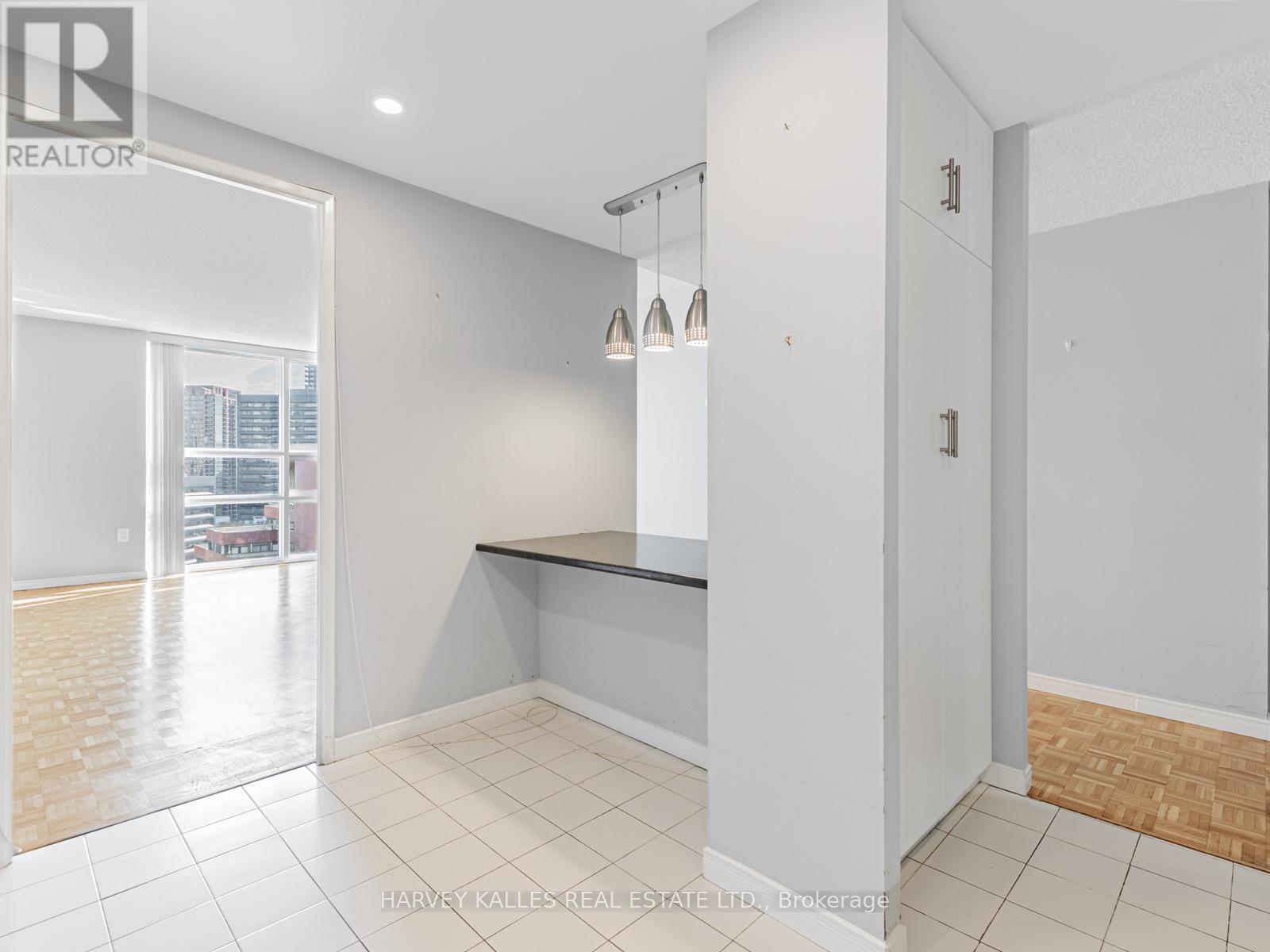 1707 - 131 Beecroft Road, Toronto, Ontario  M2N 6G9 - Photo 10 - C12472251