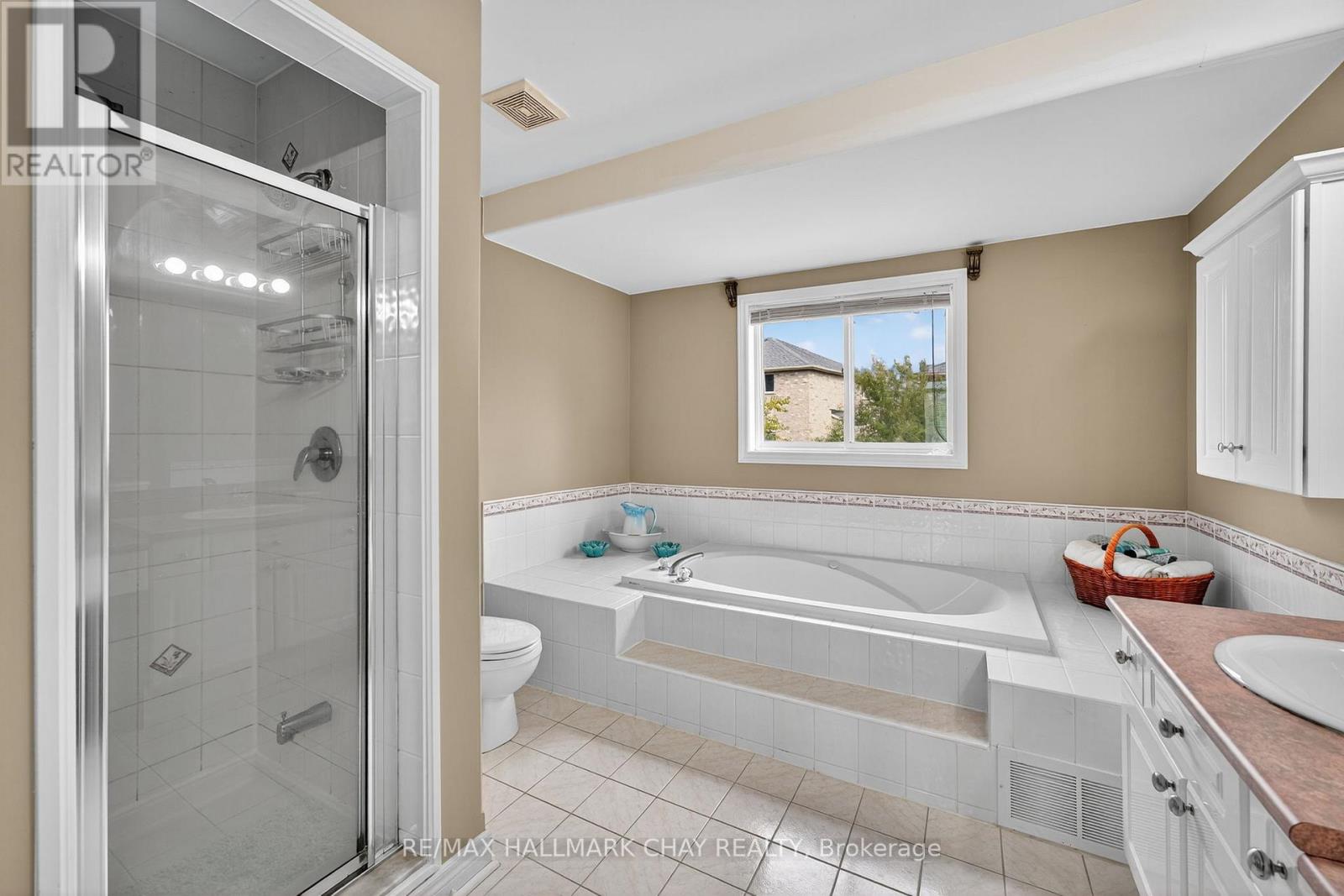 26 Kensington Trail, Barrie, Ontario  L4N 0K5 - Photo 28 - S12477664