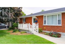 221 COULTON DRIVE, West Perth, Ontario
