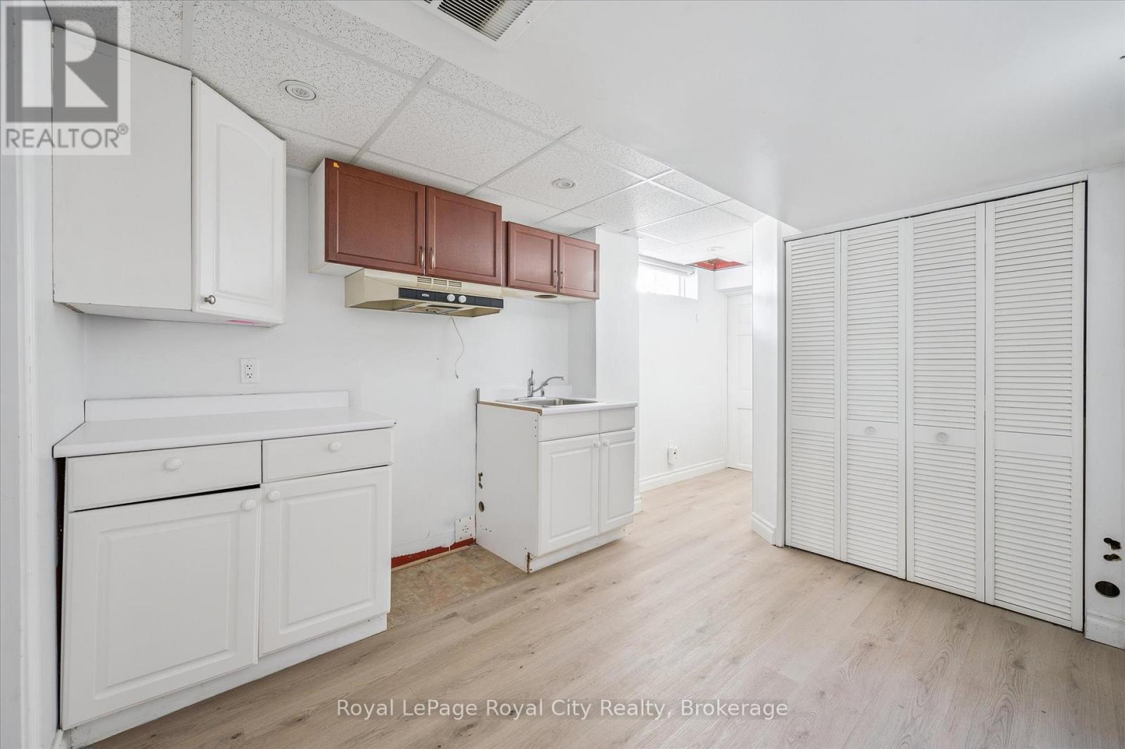 10 Woodborough Road, Guelph, Ontario  N1G 3K5 - Photo 27 - X12473875