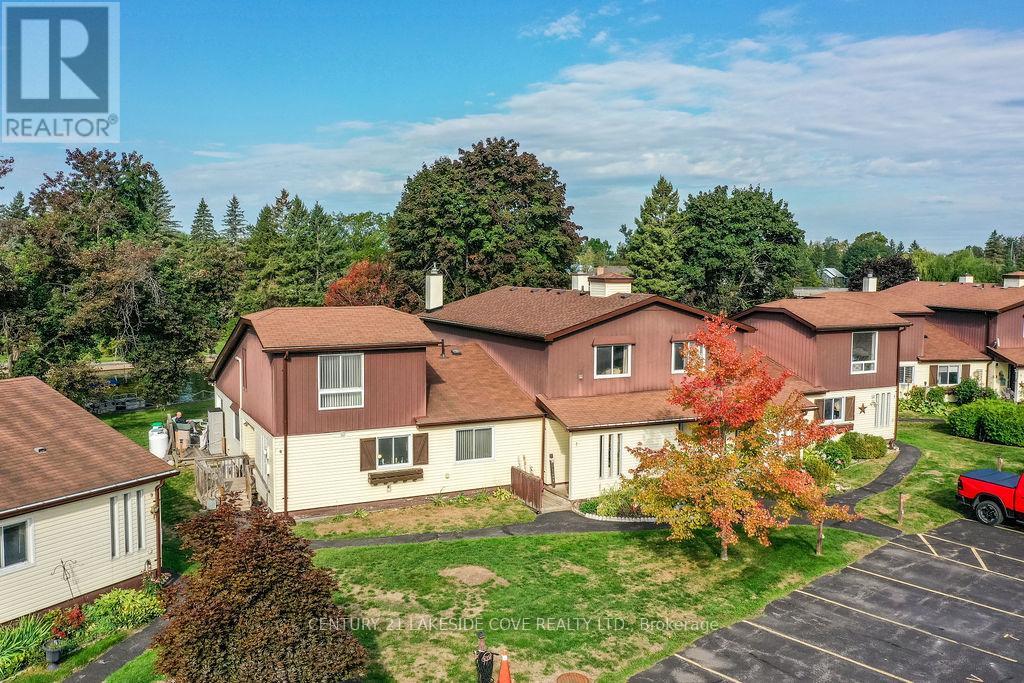 Unit #7 - 70 Laguna Parkway, Ramara (Brechin), Ontario  L0K 1B0 - Photo 2 - S12398808