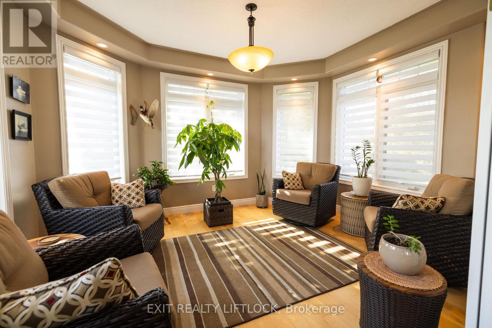 129 Stinson's Bay Road, Kawartha Lakes, Ontario  K0M 1N0 - Photo 10 - X12473158