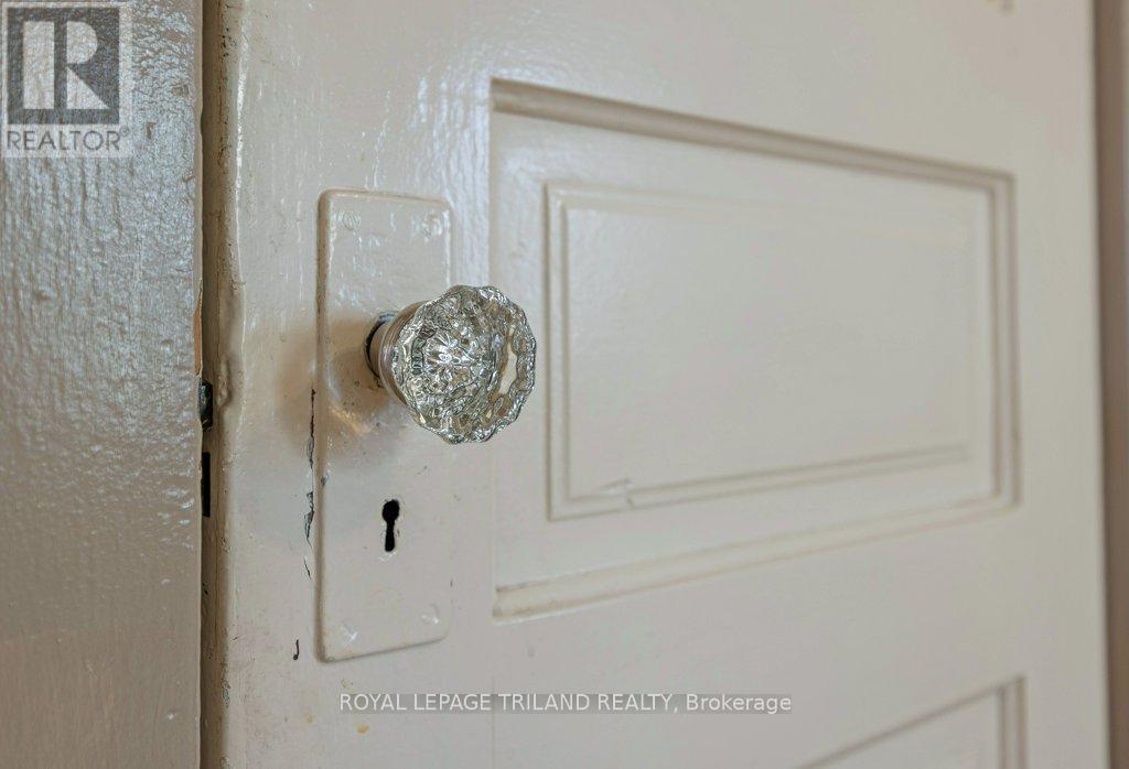 320 Horton Street E, London East, Ontario  N6B 1L4 - Photo 13 - X12464809