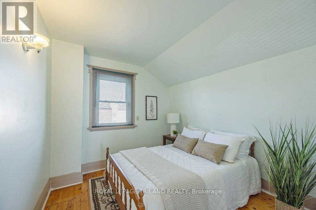 320 Horton Street E, London East, Ontario  N6B 1L4 - Photo 15 - X12464809