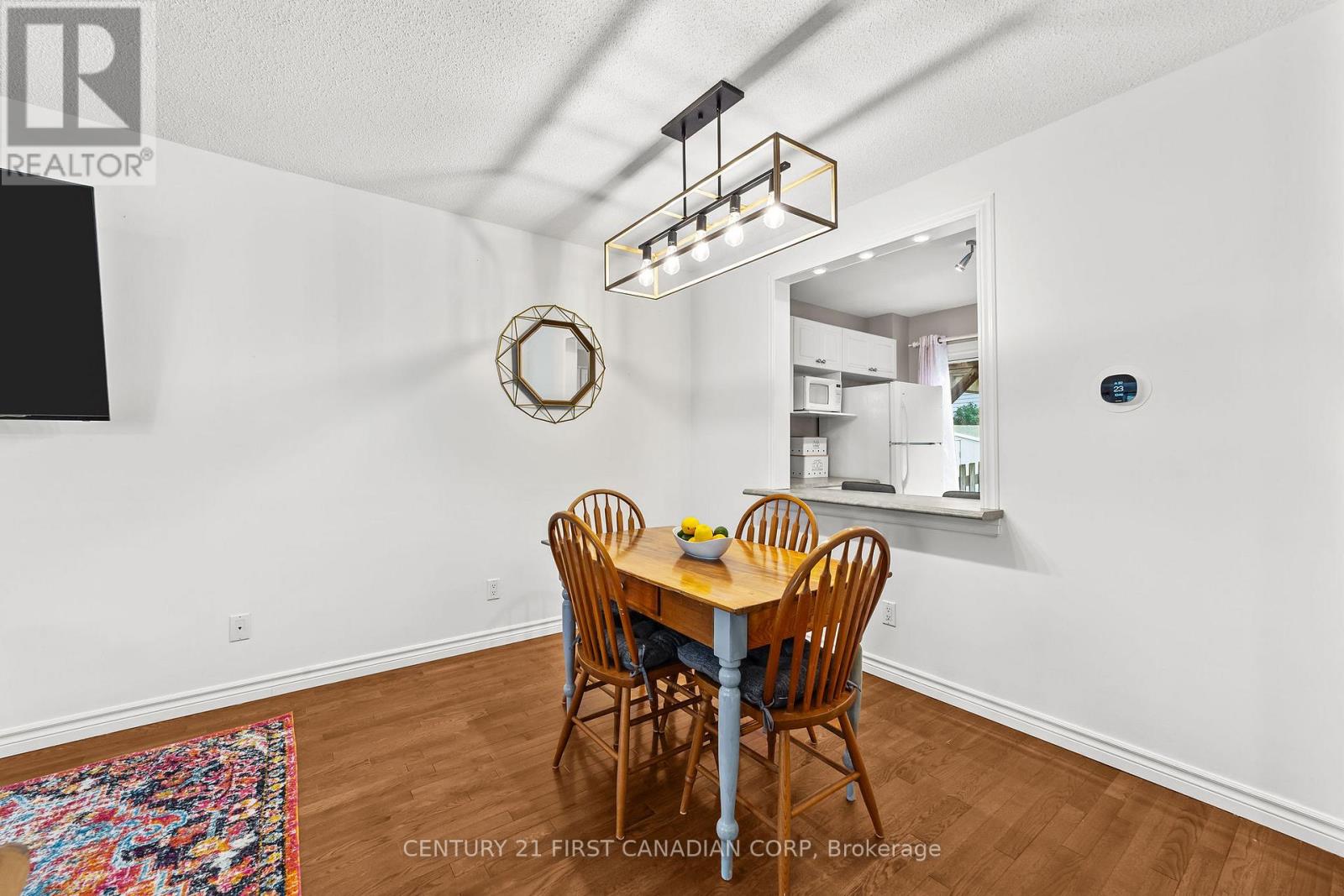 Photo 7 of 37 for 71 Constable Court