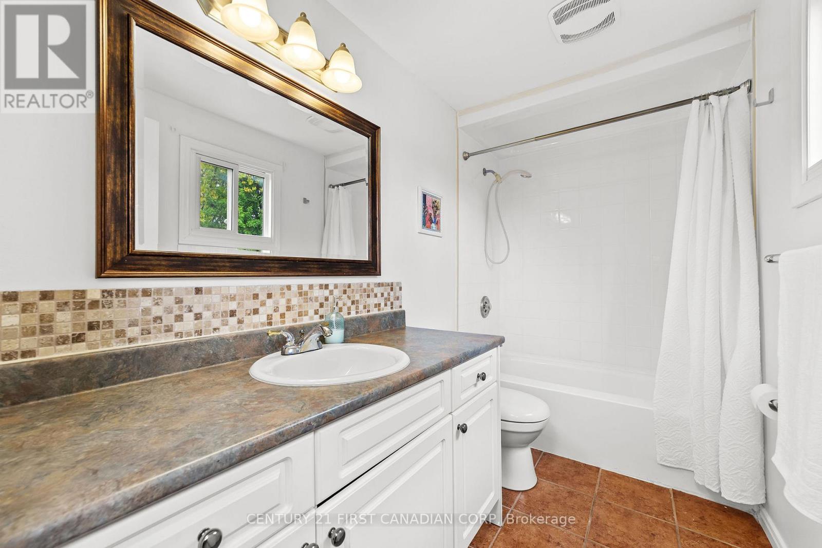 71 Constable Court, London North, Ontario  N6G 3N7 - Photo 16 - X12473828