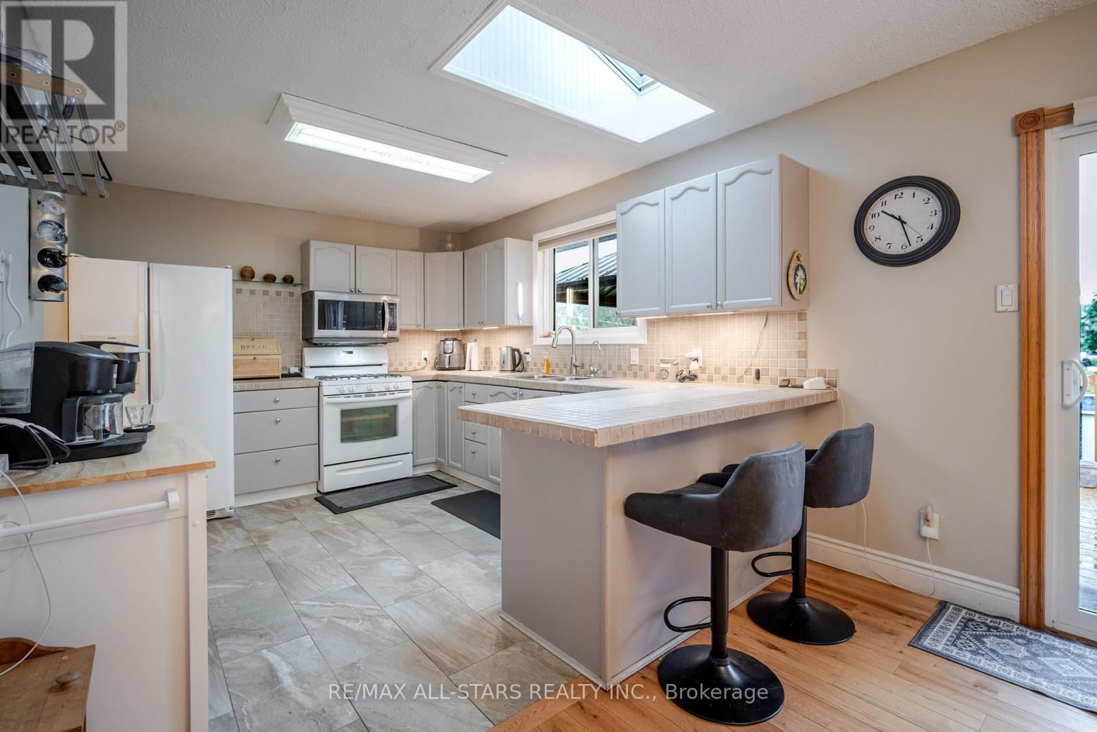 32 Liberty Lane, Kawartha Lakes, Ontario  K0L 2W0 - Photo 10 - X12473915