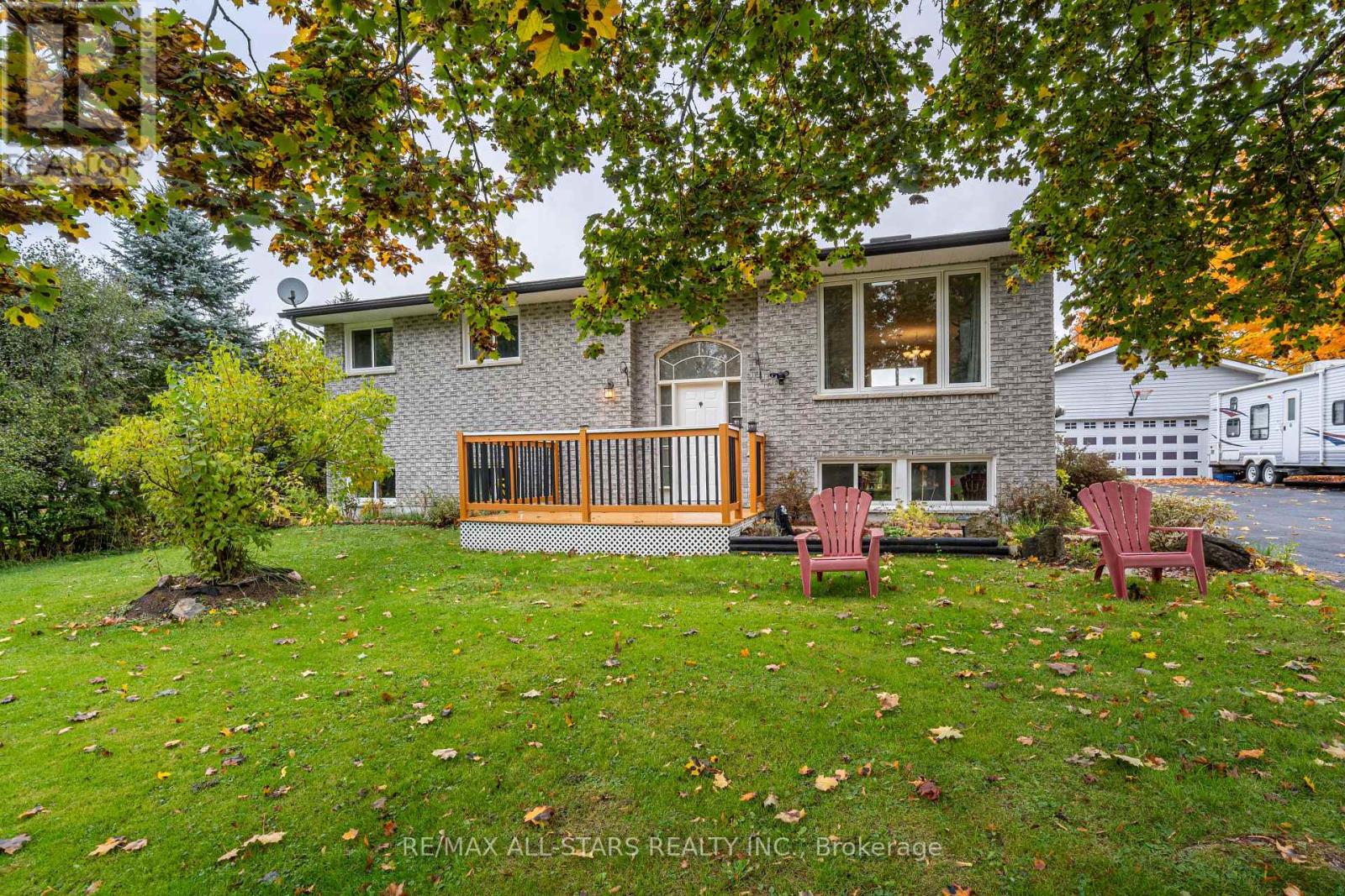 32 Liberty Lane, Kawartha Lakes, Ontario  K0L 2W0 - Photo 2 - X12473915