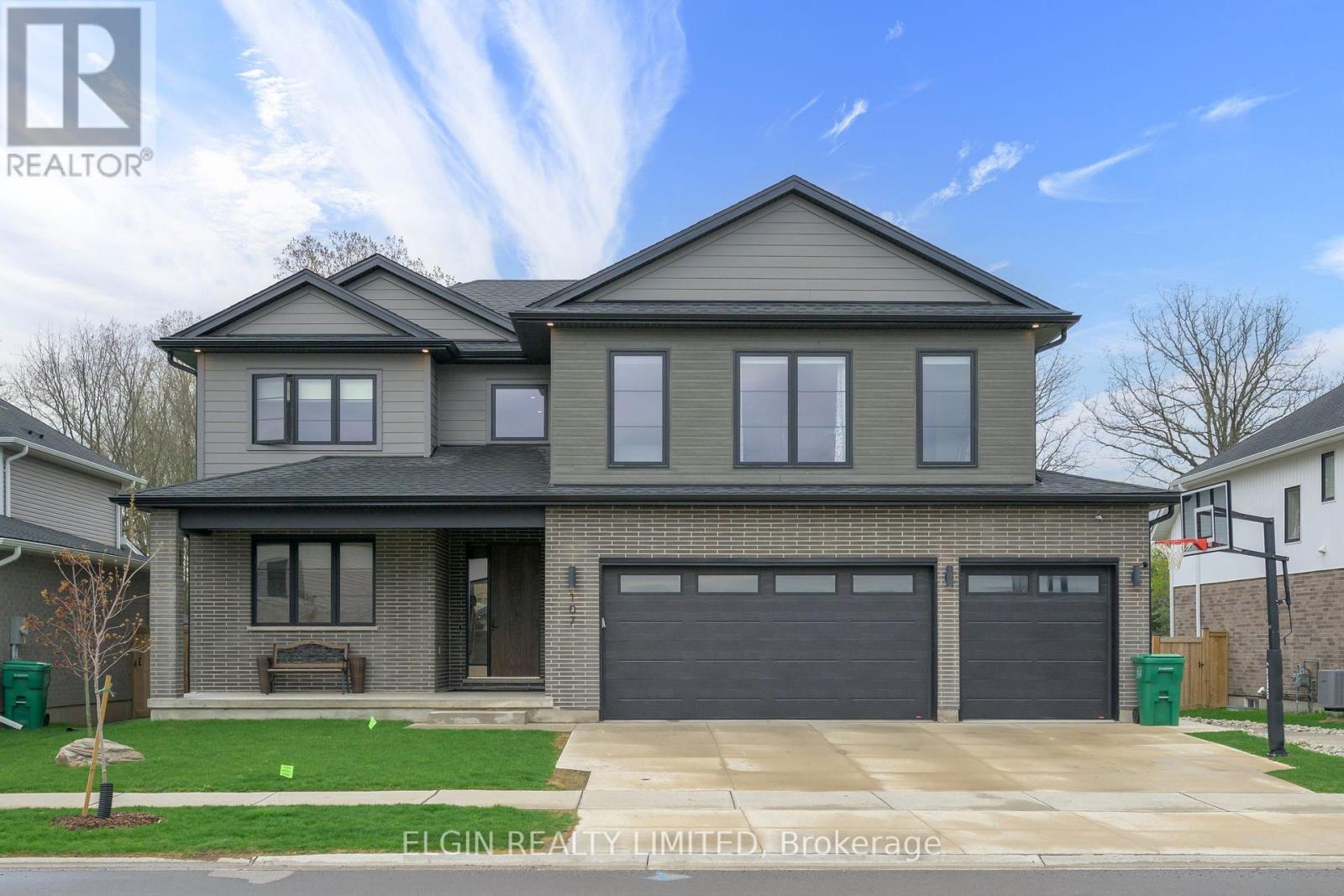 107 OPTIMIST DRIVE, Southwold, Ontario