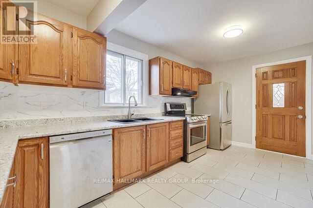 354 Jean Talon Street, Ottawa, Ontario  K1L 6T9 - Photo 9 - X12473192