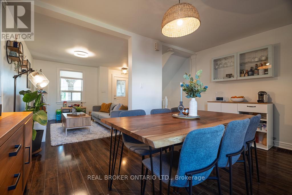 204 Earlscourt Avenue W, Toronto, Ontario  M6E 4B1 - Photo 12 - W12477671