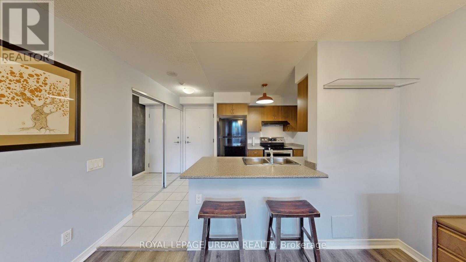 428 - 60 Heintzman Street, Toronto (Junction Area), Ontario  M6P 5A1 - Photo 9 - W12477677
