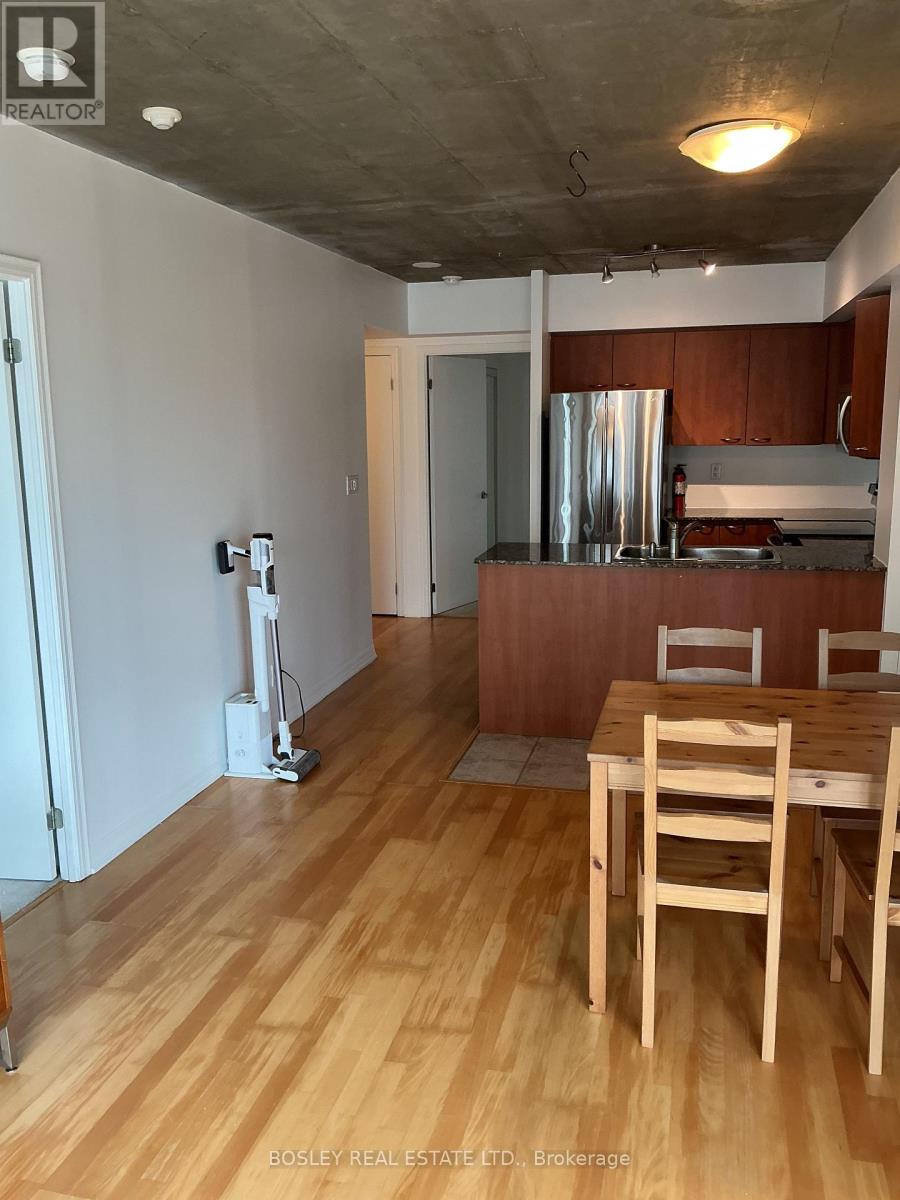 1801 - 22 Wellesley Street, Toronto, Ontario  M4Y 1G3 - Photo 4 - C12422511