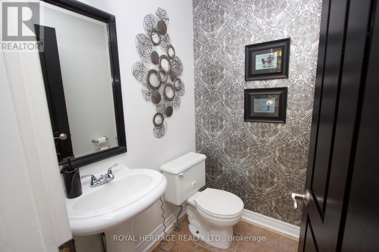 87 Anchorage Avenue, Whitby, Ontario  L1N 9N9 - Photo 4 - E12477723