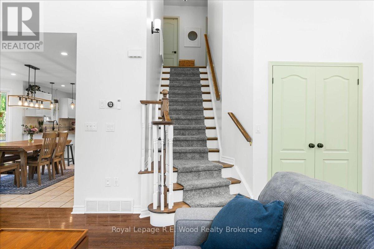 6 Owen Street, Ingersoll, Ontario  N5C 4H3 - Photo 12 - X12416101