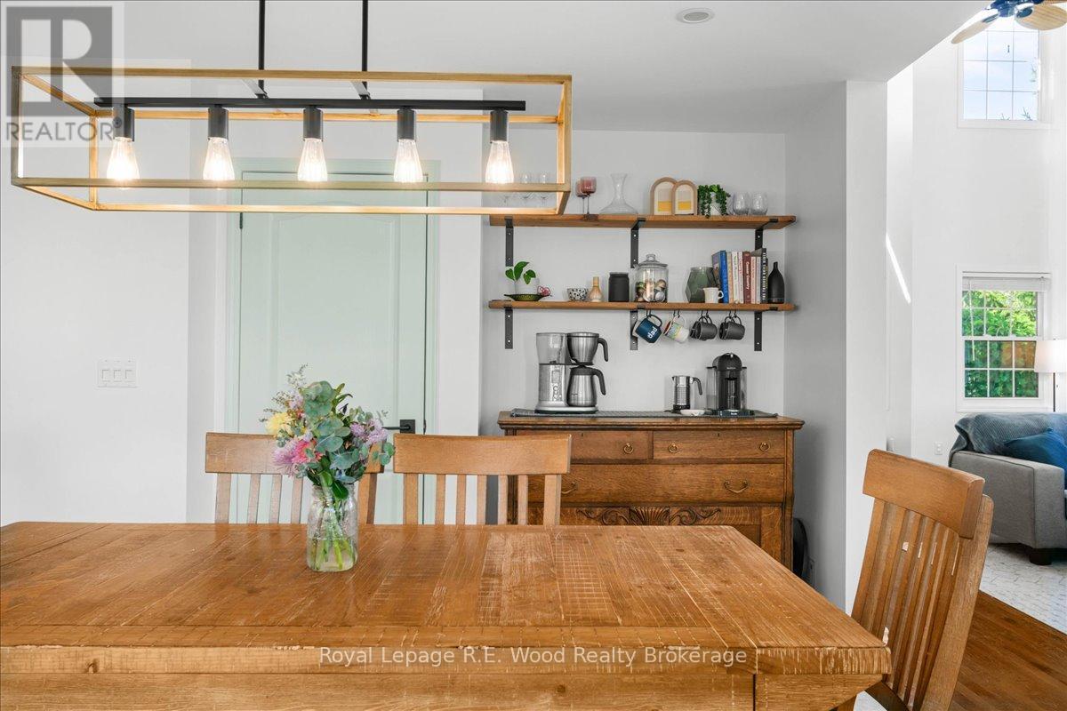 6 Owen Street, Ingersoll, Ontario  N5C 4H3 - Photo 8 - X12416101