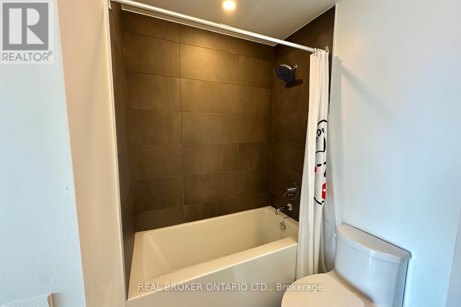 2905 - 1000 Portage Parkway, Vaughan, Ontario  L4K 0L1 - Photo 4 - N12473797