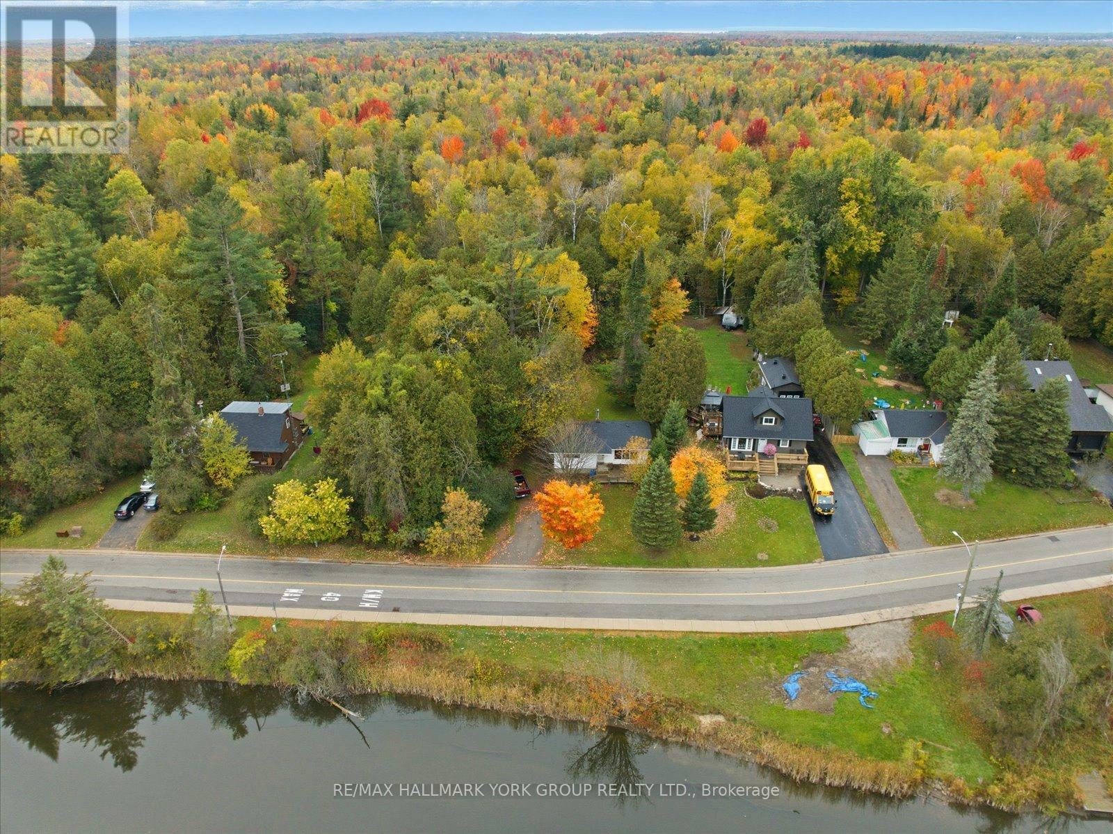 32 Station Road, Georgina, Ontario  L0E 1N0 - Photo 24 - N12473793