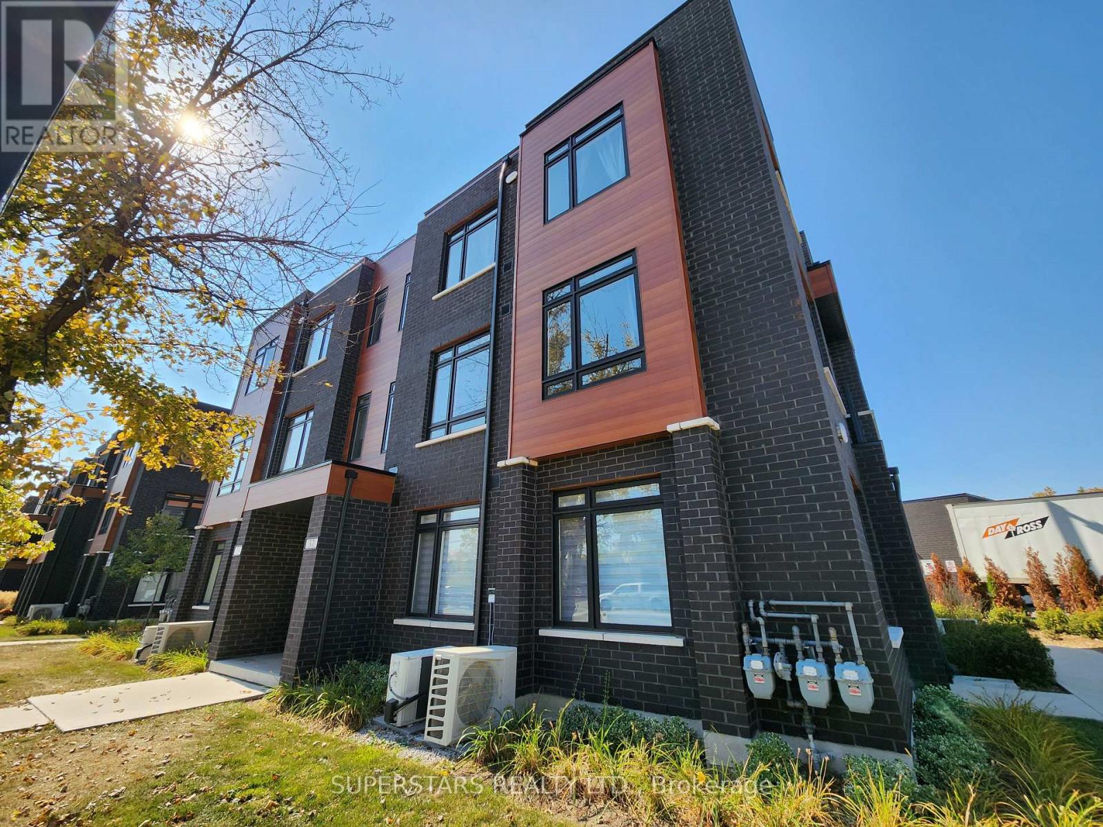 37 - 370 RED MAPLE ROAD, Richmond Hill, Ontario